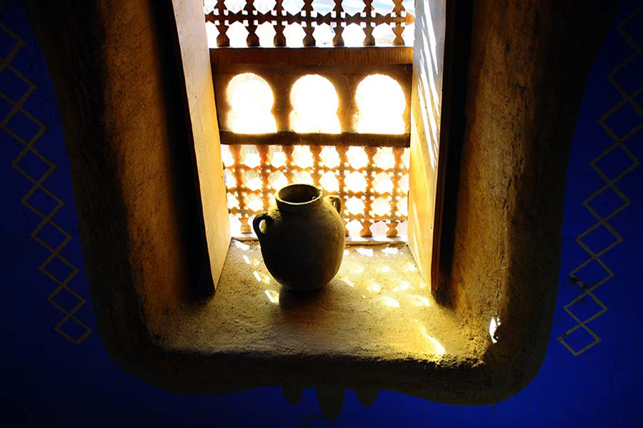 Detail eines Fensters, Agdz, Marokko 2010.
